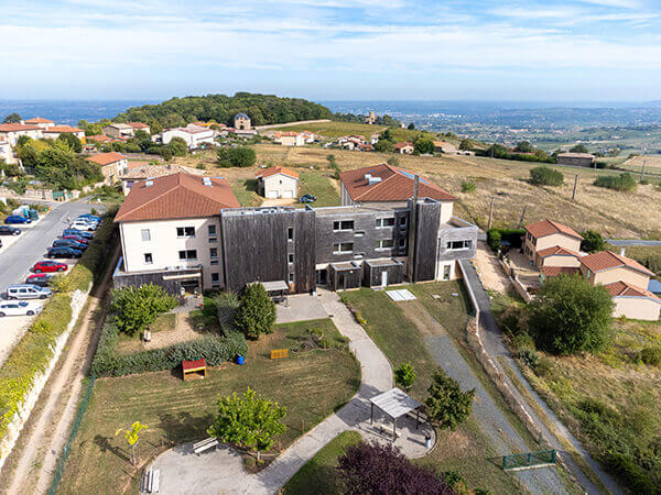 histoire-ehpad-la-clairiere-montmelas-saint-sorlin-2